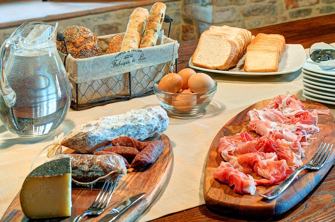 Il Giuncheto Bed and Breakfast Trequanda Eksteriør billede